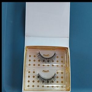 Battington Lashes Monroe 3D Silk Lashes "New"